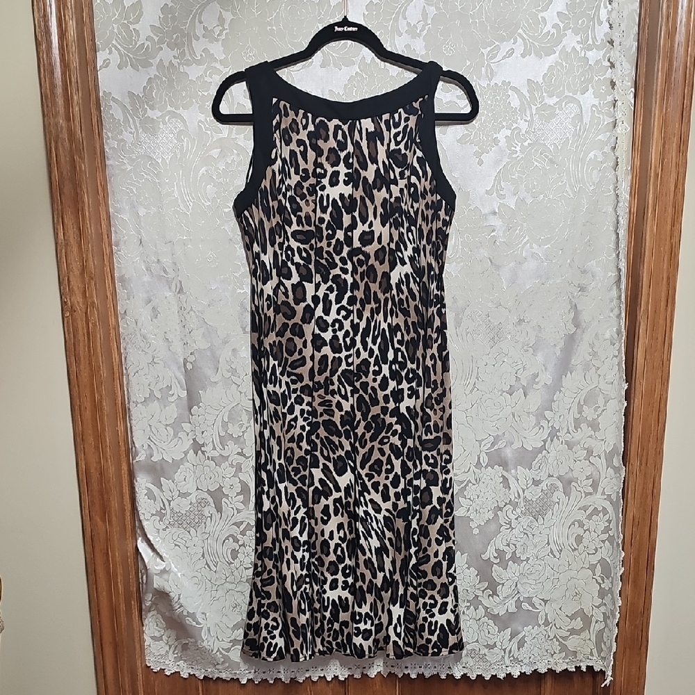 Dressbarn Black and Tan Sheath Midi Dress